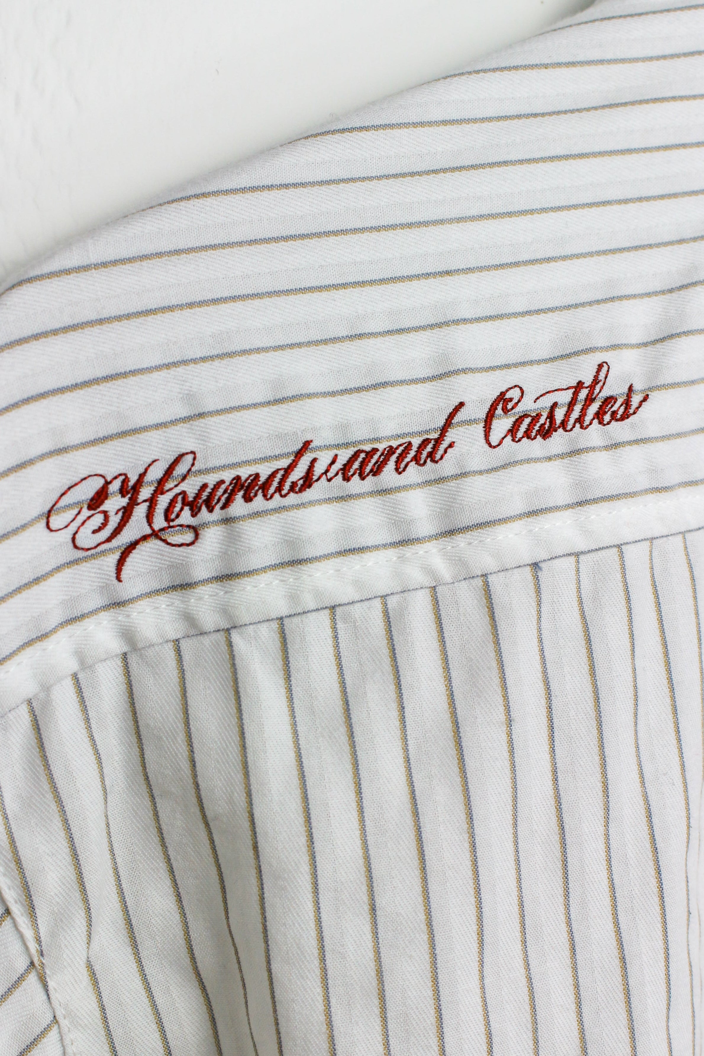 La chemise 'Les Barons’